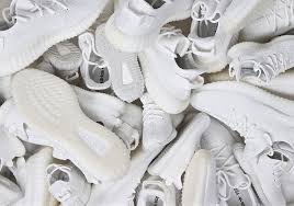 4.9 out of 5 stars 10. Adidas Yeezy Boost 350 V2 Cream White Detailed Photos Sneakernews Com