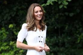 Middleton chose this classic, flattering dress for her visit to the taj mahal during her visit to india. Kate Middleton S Dresses The Duchess Go To Fashion Brand For Dresses Woman Home