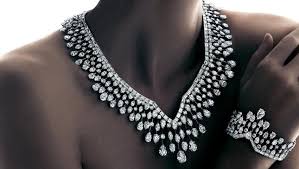 10 most expensive diamond necklaces in