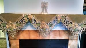 Fireplace Mantel Scarf With Gold