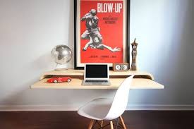 A floating desk is a great solution, if you're in need of a home office or study space and short on square footage. Float Wall Desk Minimalistic Floating Desk Ippinka