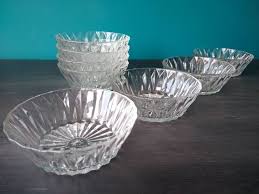 Set Of 8 Vintage Glass Dessert Bowls