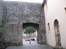 En el caso del frente de todos, que gobierna actualmente la Porta San Marco Con La Cupola Di S Rosa Sullo Sfondo Picture Of Porta San Marco Viterbo Tripadvisor