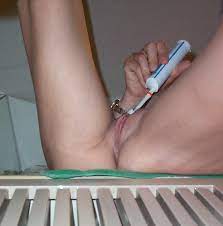 File:Woman masturbating with improvised vibrator.jpg - Wikimedia Commons