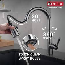 delta essa single handle pull down
