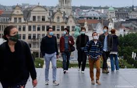 België sluit alle horeca een maand om verdere verspreiding van het coronavirus in te dammen. Belgische Maatregelen Nog Stap Verder Horeca Dicht En Avondklok In Hele Land Wel Nl