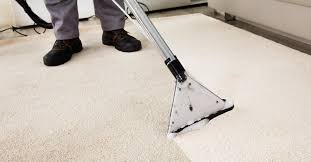 how carpet cleaning machines operate