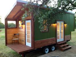 rustic tiny house in austin texas