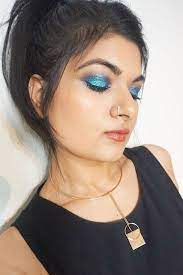 blue glitter eye makeup