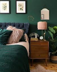 green bedroom colors