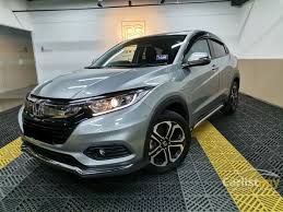 It is available in 5 colors and dual clutch transmission option in the malaysia. Search 17 Honda Hr V 1 5 I Vtec Hybrid Cars For Sale In Malaysia Carlist My
