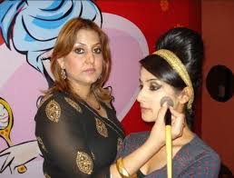 meenakshi dutt makeup artist punjabi