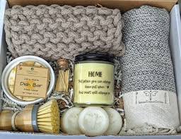 12 housewarming gift baskets to