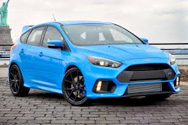 2016 ford focus rs review ratings