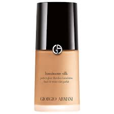 11 best foundations for dry skin
