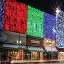 Christmas lights for businesses: BusinessHAB.com
