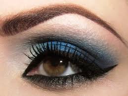navy blue smokey eye makeup by lisa