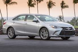 2017 toyota camry review ratings