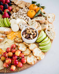 how to make a fruit and cheese platter