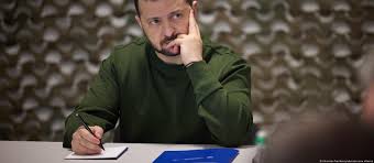 Ukraine: Zelenskyy sacks senior aide, advisors in reshuffle – DW –  03/30/2024