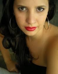 Laura Diniz é atriz (graduanda no curso de Artes Cênicas-UnB), dançarina e estudante de música na Escola de Choro Raphael Rabello. - 8312722