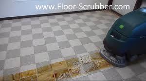 les ss5 floor scrubber cleaning