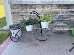 black 3 pot metal bicycle planter stand