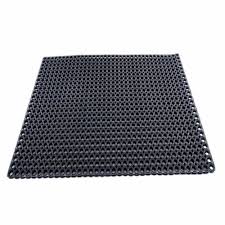 black flooring rubber hollow mat