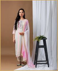 The salwar suit has been evolved to various types of dresses and patterns which includes anarkali, punjabi the irony, one of the iconic and epic women outfits in india is the salwar suit. Which Brand Of Salwar Suit Is Best For Daily Official Purpose For A Working Woman Quora