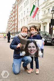 Very happy to hear from. Pa Images On Twitter Richard Ratcliffe The Husband Of Nazanin Zaghari Ratcliffe With His Daughter Gabriella During A Protest Outside The Iranian Embassy In London Ian West See More At Https T Co Jr0m7riahz Https T Co Sehrib1xku