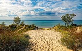 Kemil Beach / Indiana Dunes National Lakeshore / Indiana // World Beach  Guide