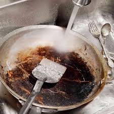 how to clean a burnt pan the right way