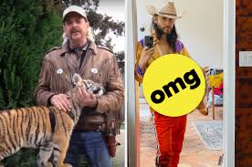 Tiger king joe exotic jacket cosplay costume halloween carnival unfirom suit. Jared Leto Dressed Up As Joe Exotic From Netflix S Tiger King And Live Tweeted The First Episode