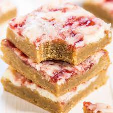 easy strawberry cheesecake bars