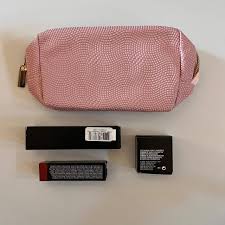 mac makeup gift set includes pink