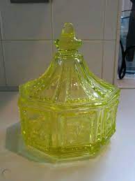 yellow vaseline glass springerle