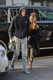 The king of staten island. Ariana Grande Reportedly Got Tattoo Honoring Pete Davidson S Father