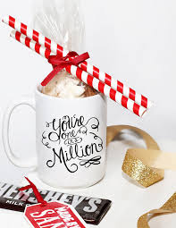 happy holidays hot chocolate gift for
