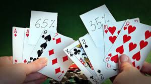 Although you can find some games that are no limit. Texas Hold Em Vs Omaha Poker How Are They Different