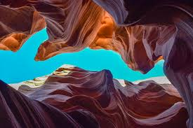 visiting lower antelope canyon le