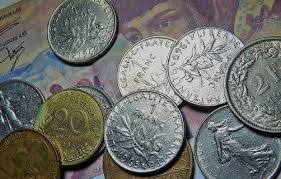 The official currency of france is the euro. What Is The Currency Of France Called