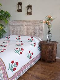 white twin bedspread holiday