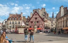 Self guided tour with interactive city game of Dijon | musement