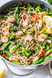 garlic shrimp pasta wellplated com