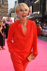 I always thought that emma thompson is one of the most talented performers i know, but now i regard her as. Emma Thompson Starportrat News Bilder Gala De