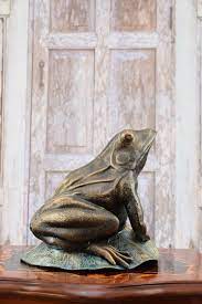 Frog Statue Garden Singapore