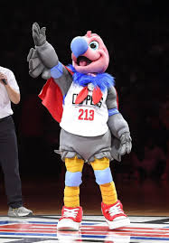 Chuck the california condor from the los angeles clippers looks like he should be next to toucan sam on a cereal box. Chuck The Condor The New Mascot Of The La Clippers Gets Roasted By The Internet New York Daily News