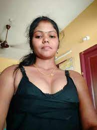 Unmarried Chennai Tamil girl showing round boobs - FSI Blog