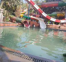 royal garden resort free water park