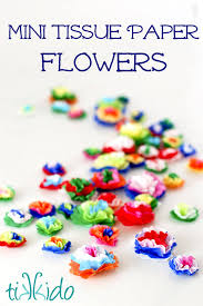 how to make mini tissue paper flowers